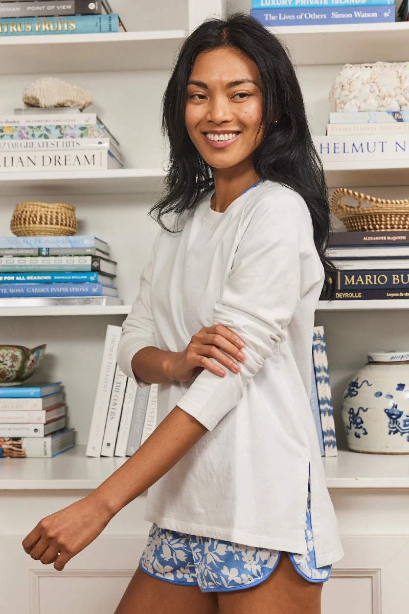 Lake Sweatshirt Tunic In White - Image 3